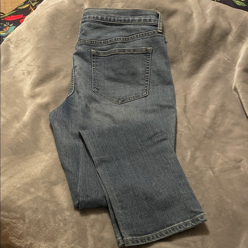 Old Navy Women's DIVA Flare Jeans in Blue